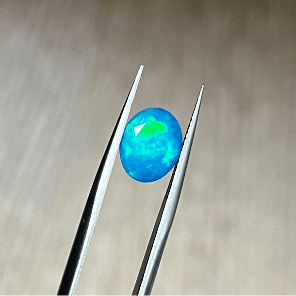 Ópalo Turquesa c/óvalo -1.50ct-9.8X7.8mm 