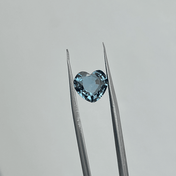 Topacio London Blue-3.35ct-9.2x9mm 