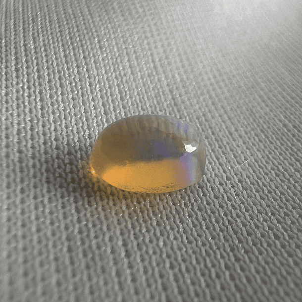Ópalo-0.65ct-7x5x.3.3mm 