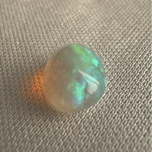 Ópalo Blanco-1.65ct-9.8x7.8mm 