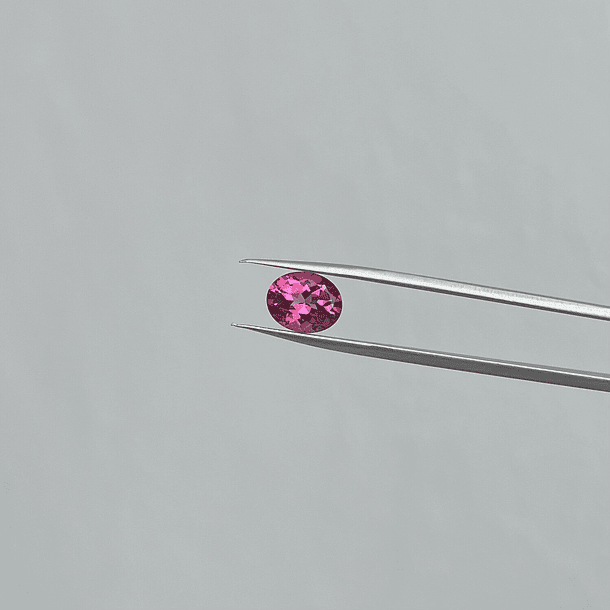 Topacio Rosa-c/óvalo-2.70ct-1x7.9mm 