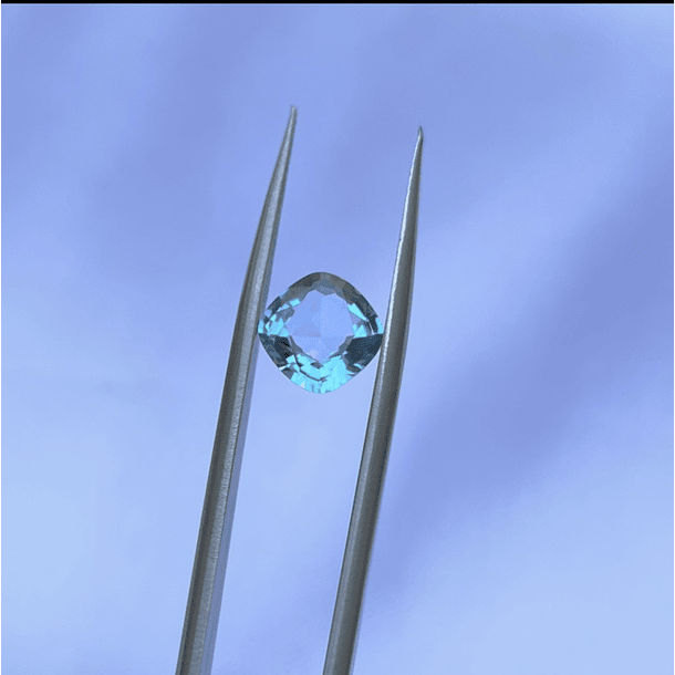 Topacio Suizo-2.20ct-7.9x7.9mm 