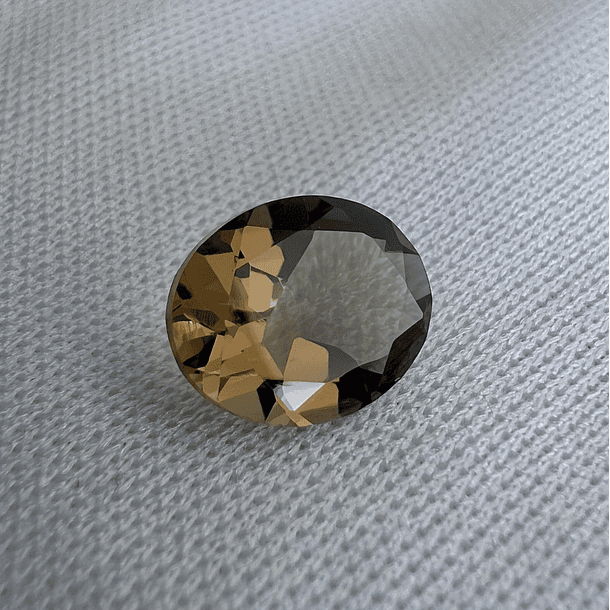 Cuarzo Ahumado-2.20ct-10x8x4.7mm 