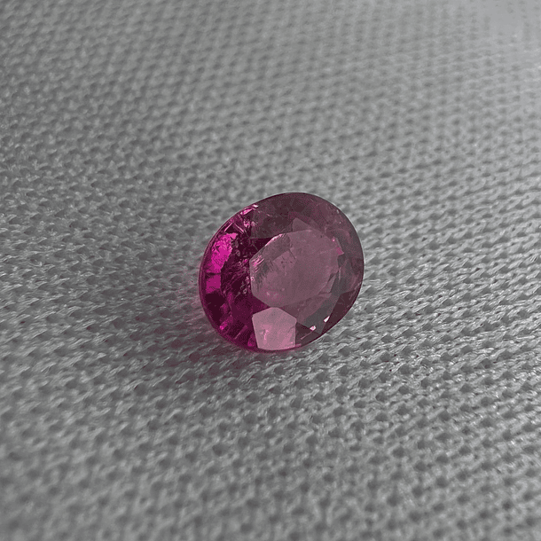 Rubí-0.80ct-6x4.7x2.8mm 