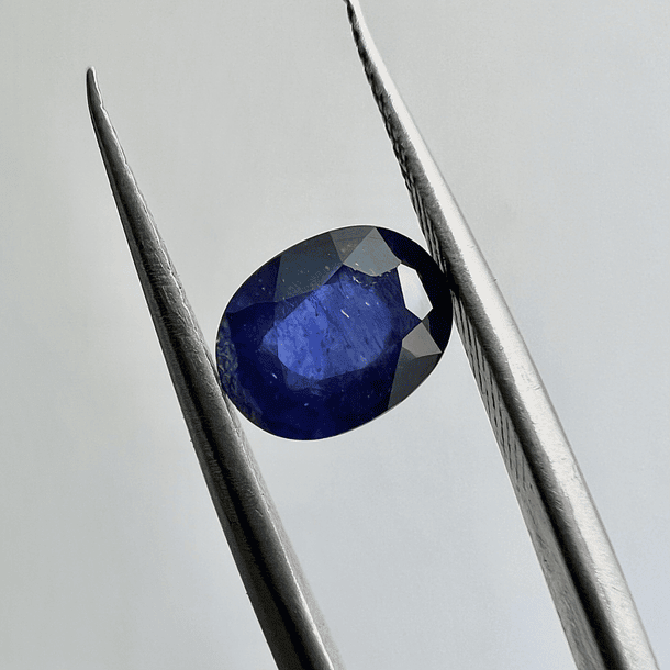 Zafiro-1.85ct-7.6x5.8x4mm 