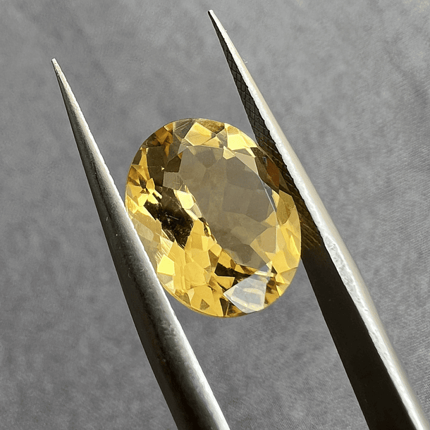Citrino-3.95ct-11.8x9.9x5.8mm 
