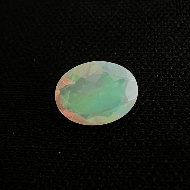 Ópalo-0.60ct-7.8x5.7x3.2mm 