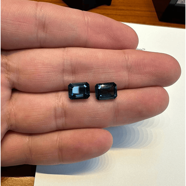 Par de Topacio London Blue-9x7mm- 6.30ct 