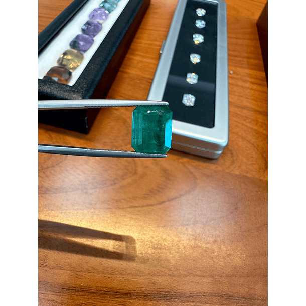 Esmeralda corte octágono-12x10x6mm-6.30ct calidad AAA 