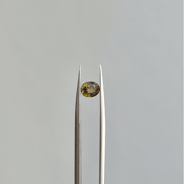 Granate Malí-1.05ct-6.1x4.9x3.7mm 