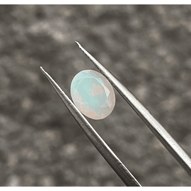 Ópalo etíope-0.95ct-8.8x7x4.2mm 