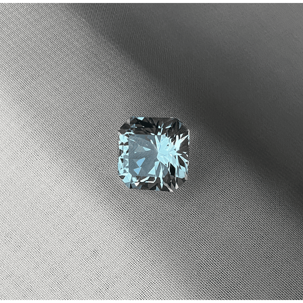 Topacio Azul-2.90ct-7.8x7.8mm 