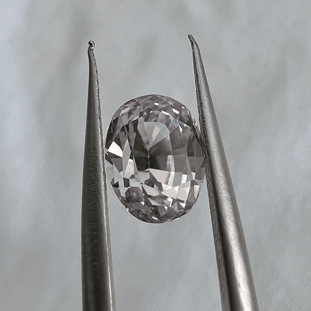 Kunzita-2.50ct-8.2x6.3x6.5mm 