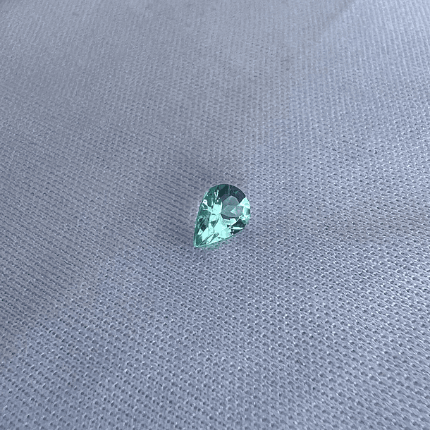 Apatito paraíba-0.70ct-6.8x5mm 