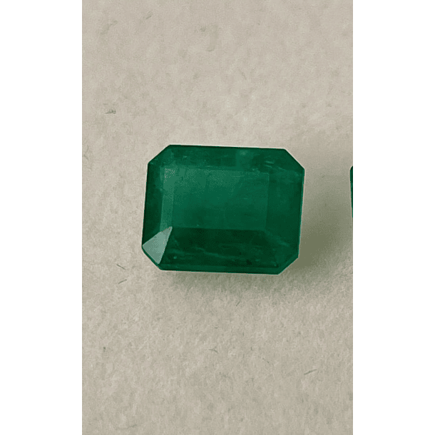 Esmeralda-7.25ct-11.7x9.8mm-c/octágono  