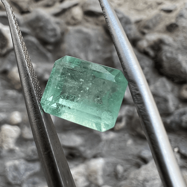 Esmeralda-2.00ct-8x6.5mm 