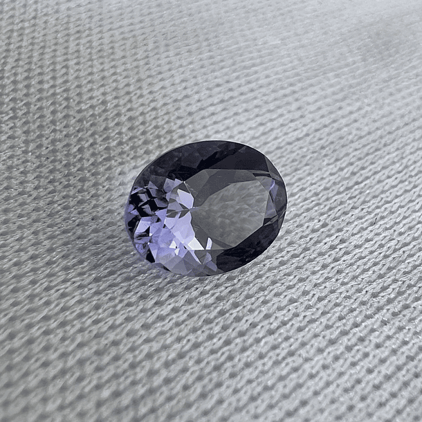 Iolita-1.10ct-7.6x5.8x4.4mm 
