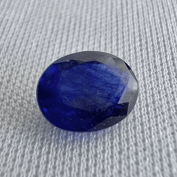 Zafiro-2.50ct-9.1x7x4.1mm 