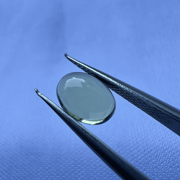 Peridoto Cabujón-1.30ct-7.8x5.9mm 