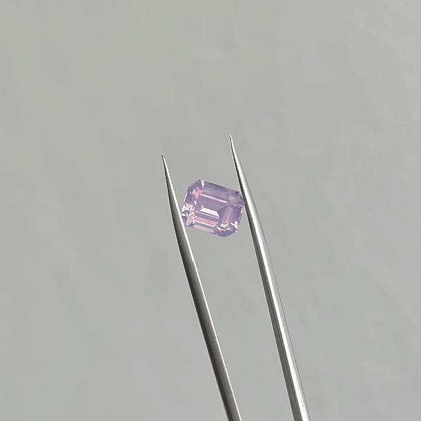 Cuarzo lavanda-2.55ct-9.1x7x5.6mm 