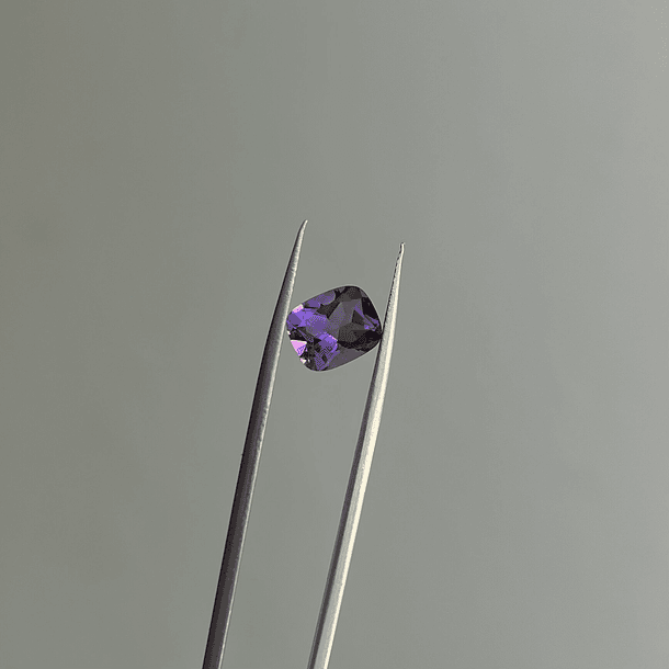 Amatista-1.85ct-8.8x7x4.2mm 