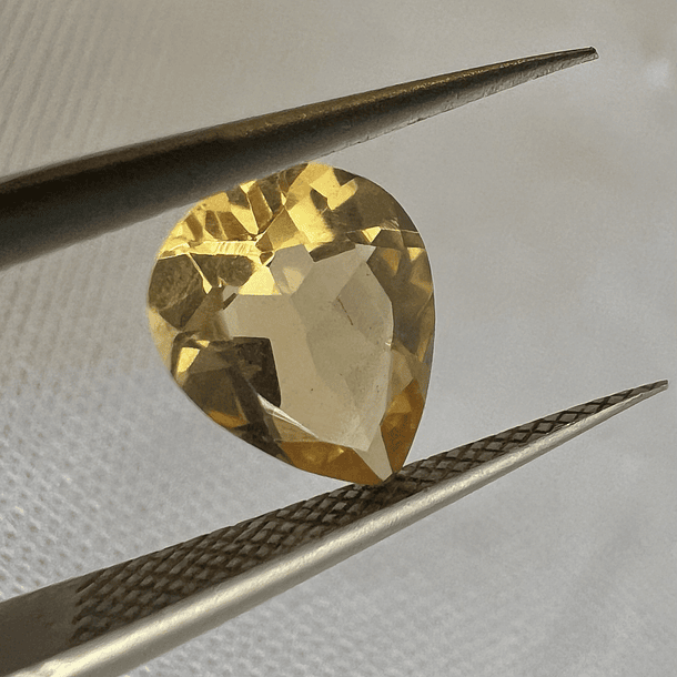 Citrino-1.25ct-8.1x6.7x4.1mm 