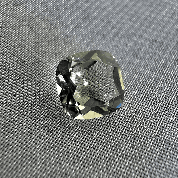 Amatista verde-1.25ct-6.8x6.8x3.9mm 