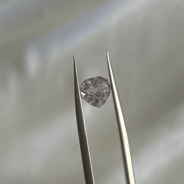 Cuarzo lavanda-1.40ct-7.1x7x5.3mm-c/corazón-AAA 