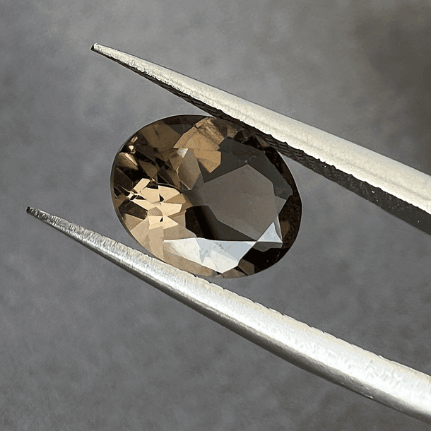 Cuarzo Ahumado-1.10ct-8x6x4.1mm-c/oval-AAA 