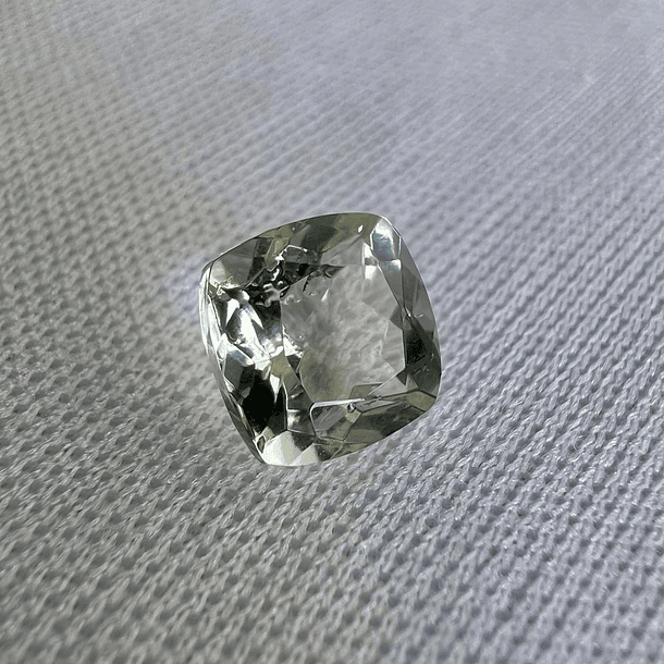 Amatista verde-1.75ct-6.8x6.8x5mm 