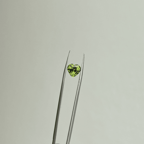 Peridoto Pakistaní-2.20ct-8.1x8mm 