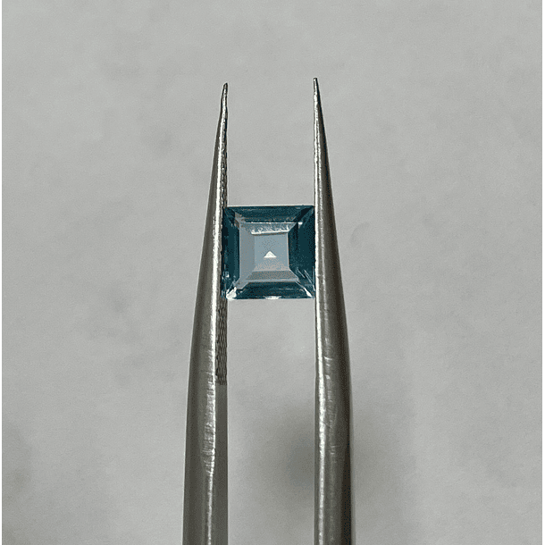 Topacio-0.70ct-4.6x4-6mm 