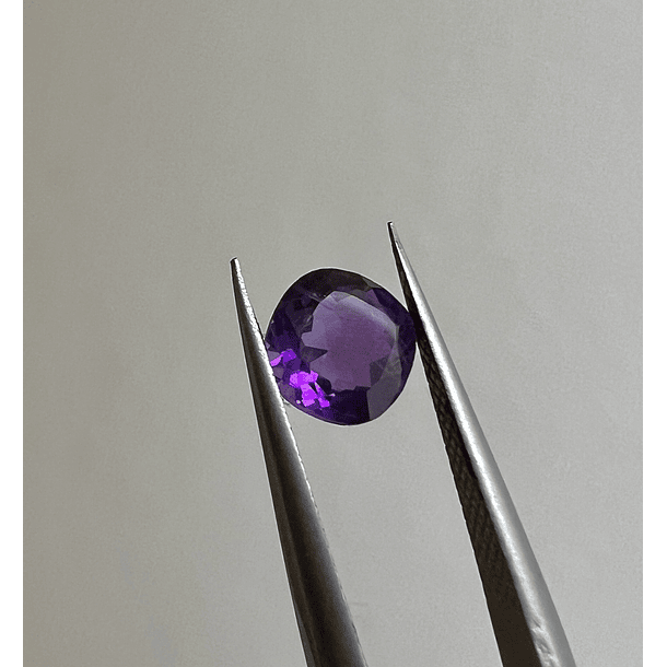 Amatista-0.80ct-5.7x5.8mm 