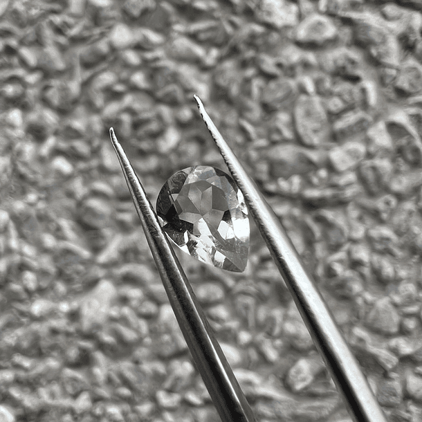 Amatista verde-0.90ct-8.1x6.1x3.5mm 