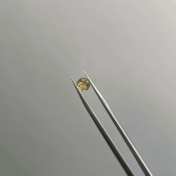 Citrino-0.65ct-5.7x5.7x3.4mm / Citrino-0.75ct-5.7x3.7mm 