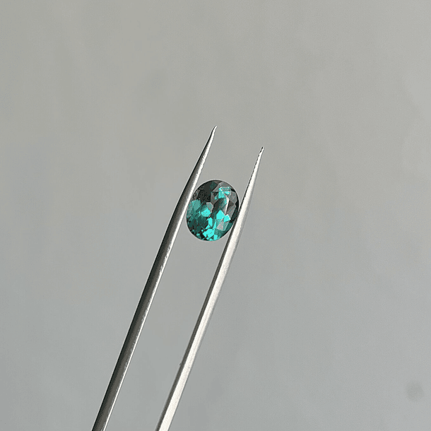 Topacio verde-1.50ct-7.9x6x3.9mm 