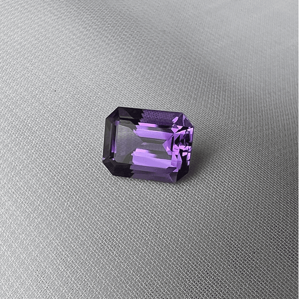 Amatista-2.35ct-9x7mm 