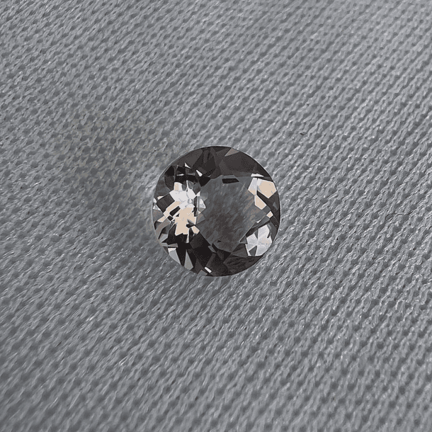 Ametrino-0.75ct-5.8x3.7mm 