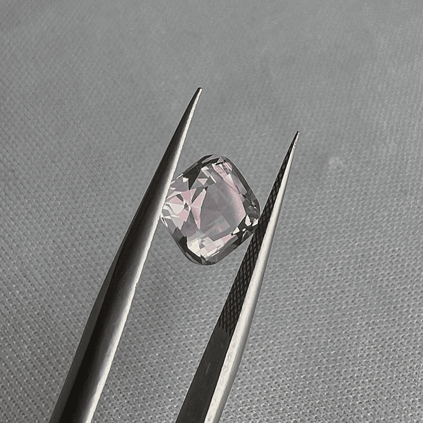 Cuarzo Lavanda-1.70ct-7x7x5.2mm 