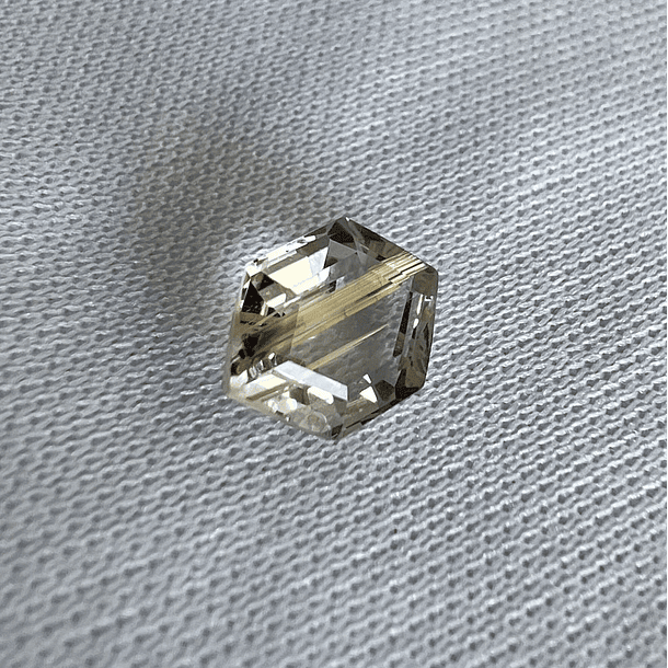 Cuarzo Rutilado Dorado-1.45ct-8.6x6.7mm 