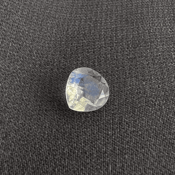 Piedra Luna-1.50ct-8x8x4mm 