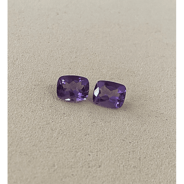 Par de Amatistas-5.83ct-10x8mm-c/long cushion  