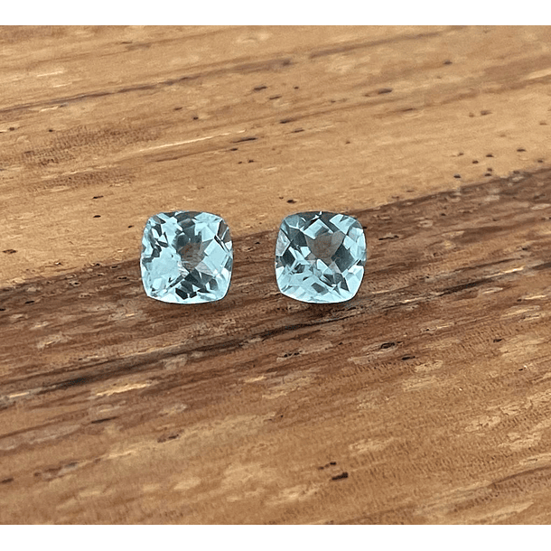 Par de Topacios azules corte cojín-8x8mm-6.12ct 