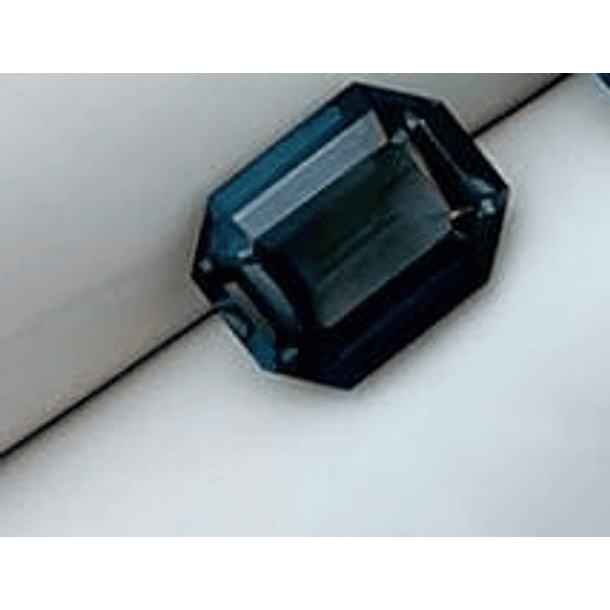 Topacio London Blue-2.75ct-9x7mm 