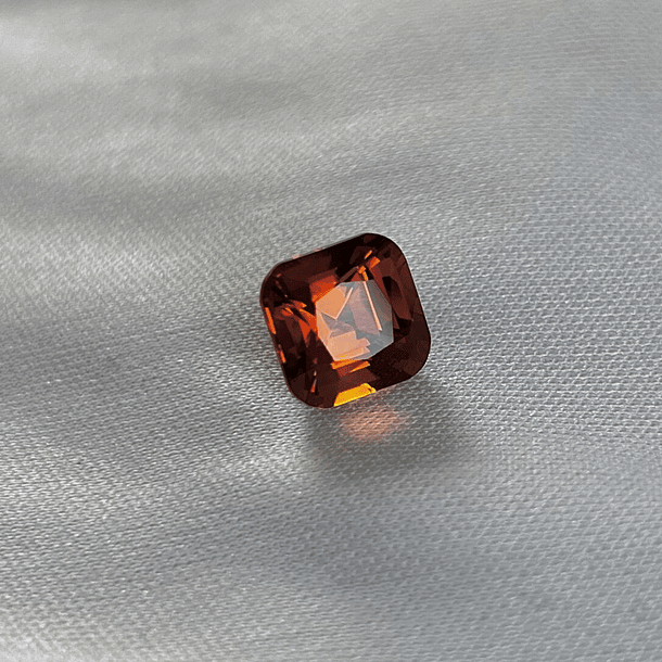 Citrino Madeira-4.80ct-9.7x9.7x7.8mm 