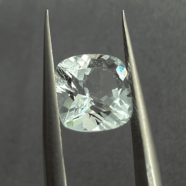 Aguamarina-1.85ct-8x8x5.1mm 