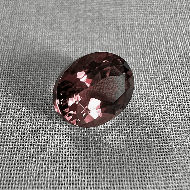 Turmalina-1.42ct-7.8x6x4.2mm 