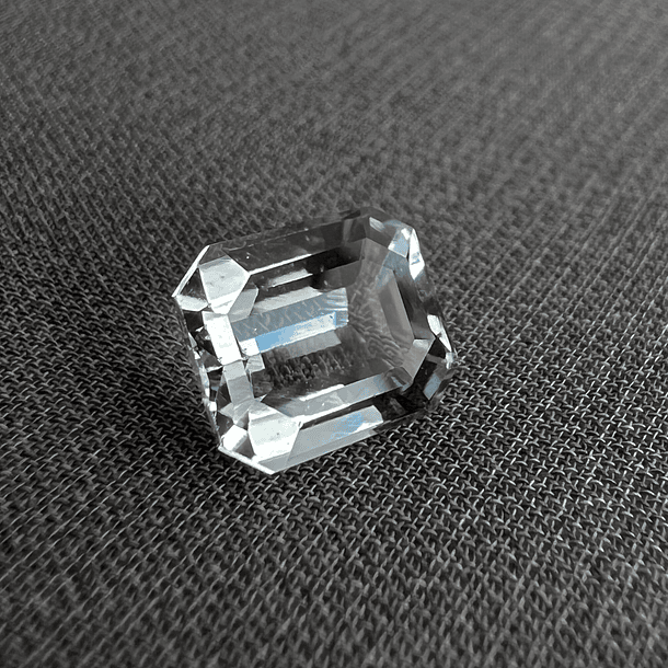 Aguamarina-2.19ct-9.19x6.89xx5.34mm 