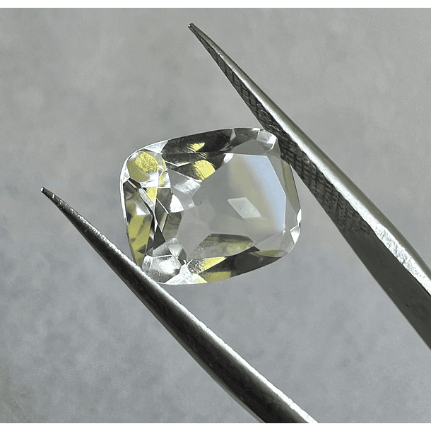 Amatista verde-2.40t-10x7.6x4.3mm 