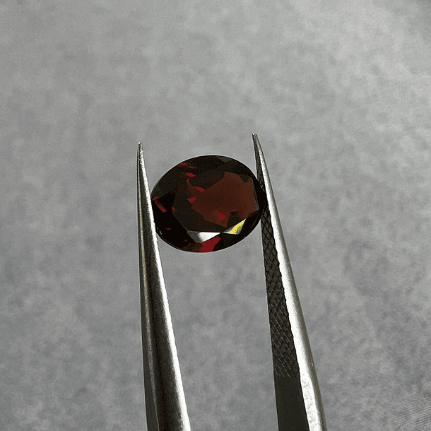 Granate Rojo-1.00ct-7.8x5.7x3.3mm 
